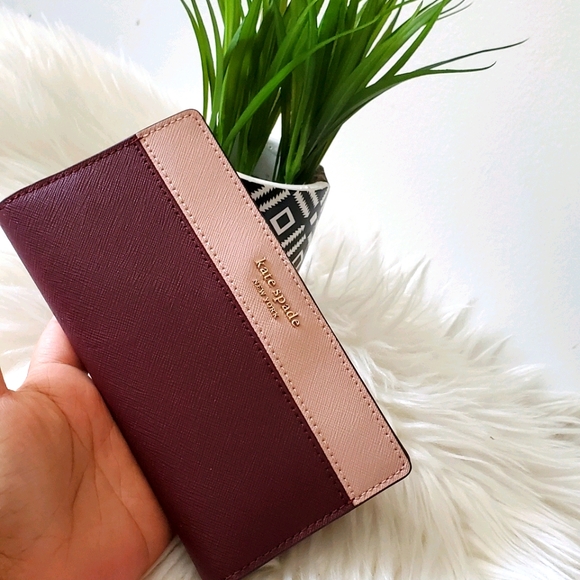 Kate Spade Wallet - Picture 1 of 2